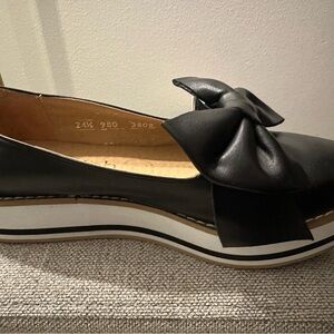 Black Women's Loafers with Bow Detail